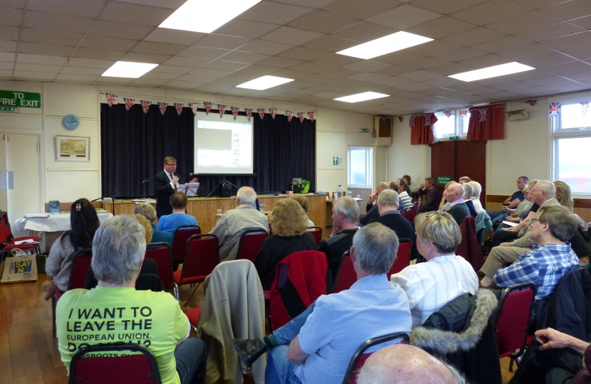 Mark Francois addressing a recent meeting of Brexit supporters in Hockley