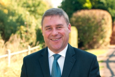 Rayleigh and Wickford MP Mark Francois who has challenged the MD of Abellio Greater Anglia to improve the service they give to commuters into London.