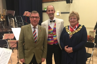 Rayleigh and Wickford MP Mark Francois pictured with Councillor Christine Callis, Chairman of Rayleigh Town Council, and Malcolm Hiscock, the Conductor of Essex Concert Orchestra at their recent big War Movie Themes concert held at the Mill Hall in Rayleigh.