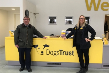 Rayleigh and Wickford MP Mark Francois with the Rehoming Centre Manager Lisa Cooper at the Nevendon Road Dog’s Trust Centre.