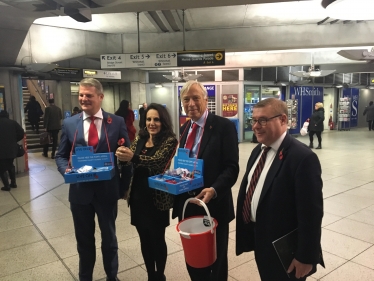 Rayleigh and Wickford MP Mark Francois pictured alongside Birds of a Feather Actress Lesley Joseph and Defence Ministers Stuart Andrew MP and Earl Howe raising money on London Poppy Day.